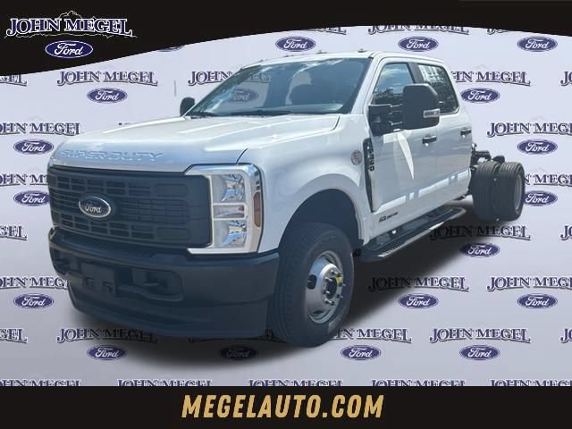 New 2026 Ford F350 XL AWD/4WD image 1