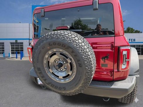 Used 2025 Ford Bronco Badlands AWD/4WD image 7