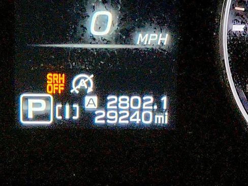 Used 2024 Subaru Crosstrek 2.0i Premium image 15