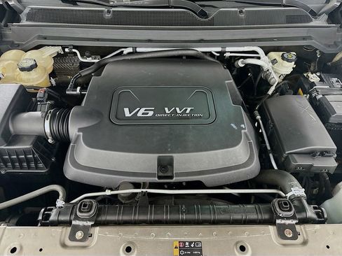 Used 2016 Chevrolet Colorado LT w/ Luxury Package, Chrome RWD image 32