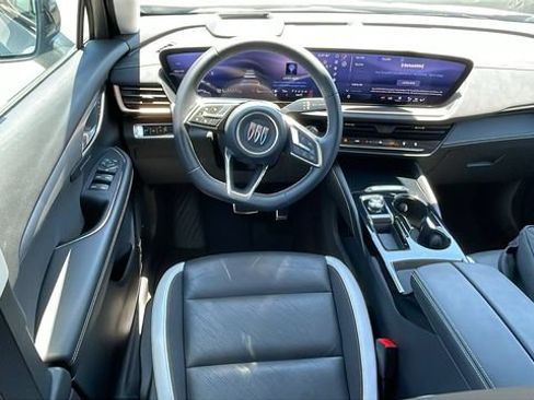 Used 2025 Buick Envision Sport Touring AWD/4WD image 13