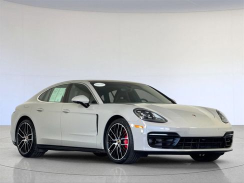 Certified 2023 Porsche Panamera 4S image 10