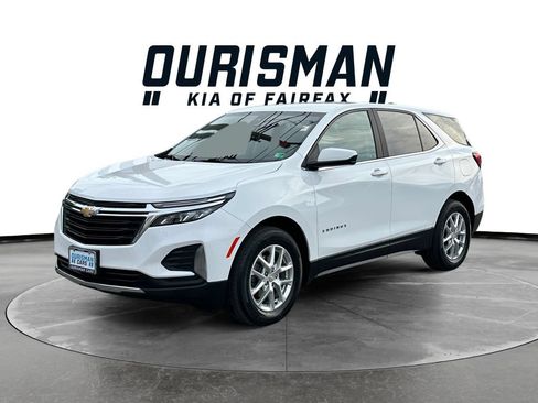 Used 2023 Chevrolet Equinox LT FWD image 2