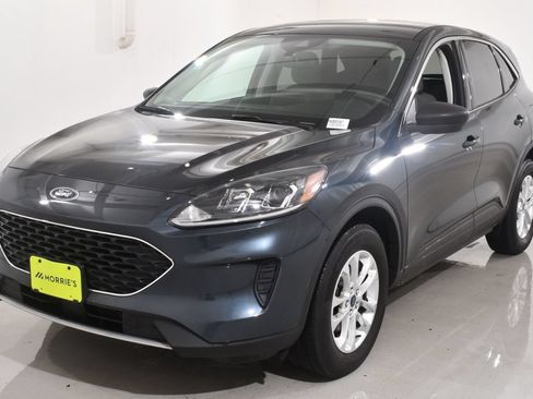 Used 2022 Ford Escape SE w/ Convenience Package AWD/4WD image 2