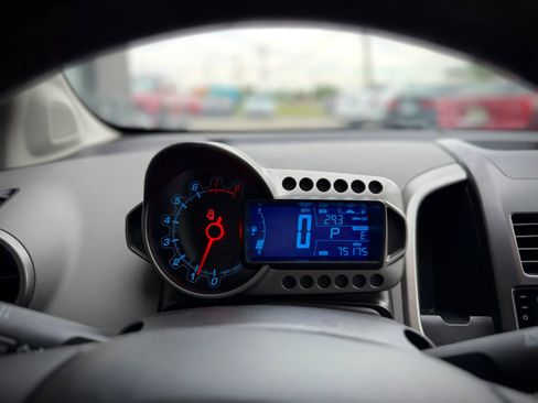 Used 2013 Chevrolet Sonic LTZ FWD image 10