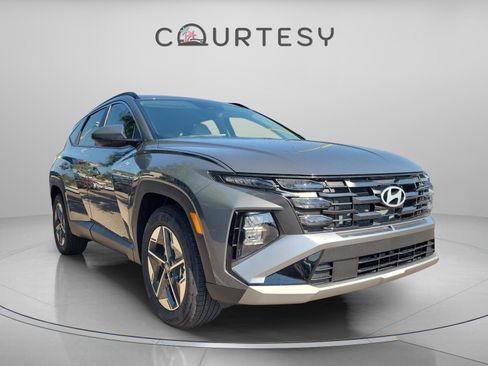 New 2026 Hyundai Tucson SEL image 2