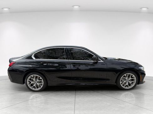 Used 2025 BMW 330i Sedan w/ M Sport Package RWD image 3