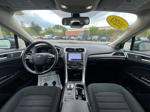 Used 2020 Ford Fusion SE FWD image 17