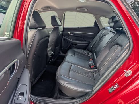 Used 2021 Hyundai Sonata Limited image 6