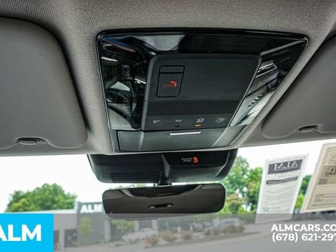 Used 2025 Mitsubishi Outlander SE FWD image 35