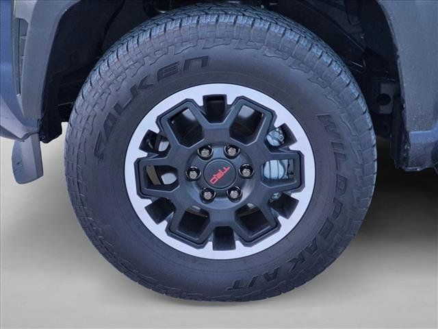 Used 2026 Toyota 4Runner TRD Off-Road Premium AWD/4WD image 9