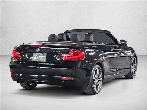 Used 2017 BMW 230i Convertible image 5