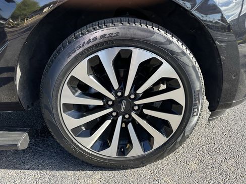 Used 2023 Lincoln Navigator Reserve image 26