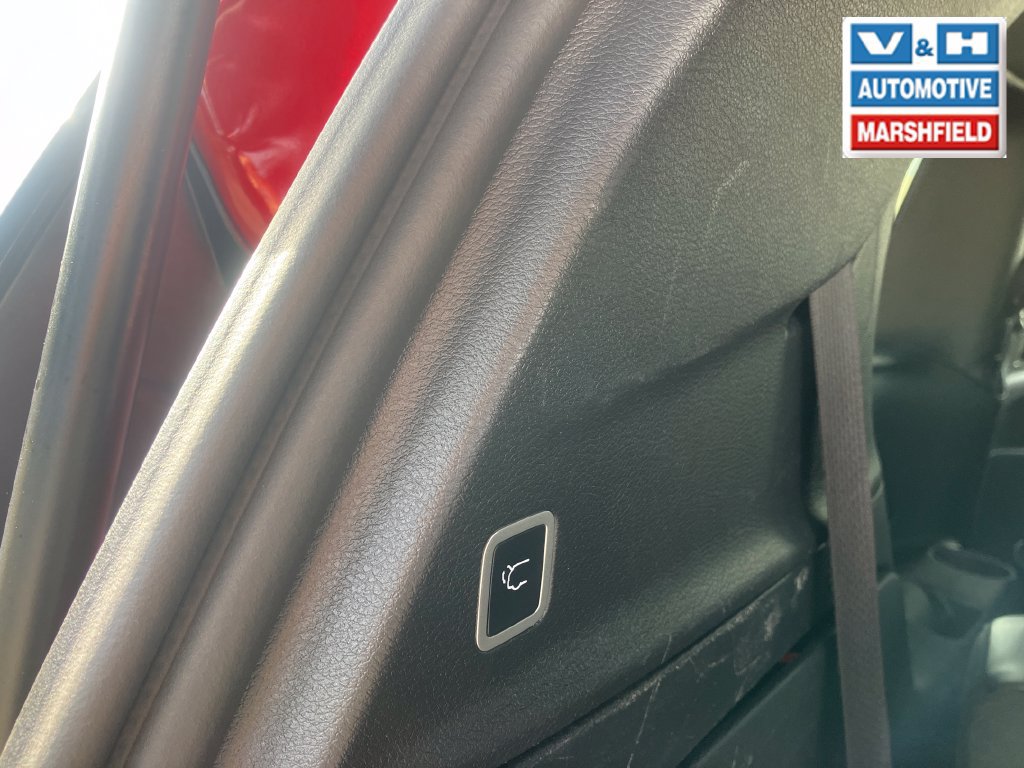 Used 2025 Chrysler Pacifica Select FWD image 32