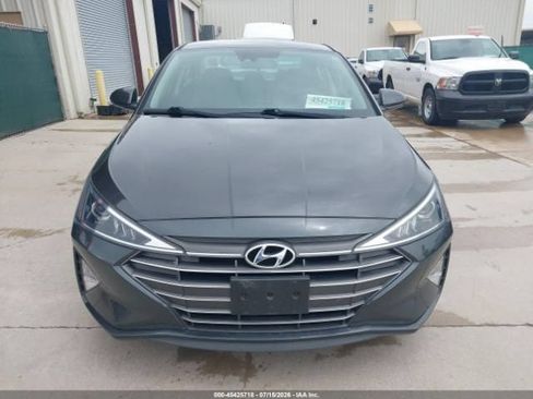 Used 2020 Hyundai Elantra SE FWD image 10