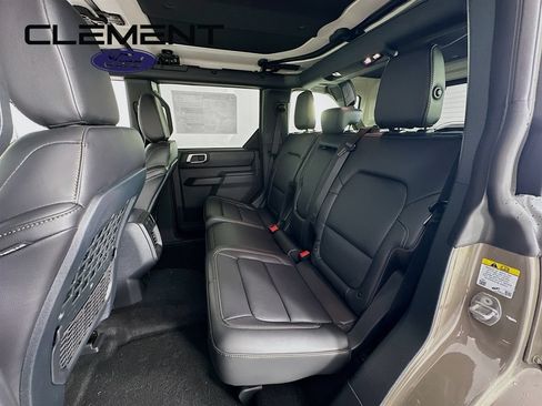 New 2026 Ford Bronco Badlands AWD/4WD image 30