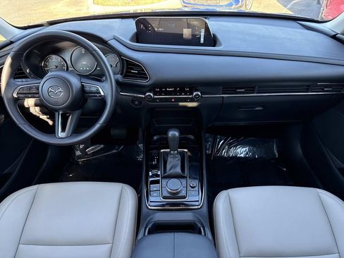 Certified 2025 MAZDA CX-30 AWD 2.5 S w/ Preferred Package image 22