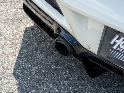 Used 2022 Ferrari F8 Tributo RWD image 20