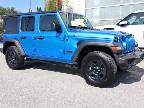 Used 2022 Jeep Wrangler Unlimited Sport AWD/4WD image 10