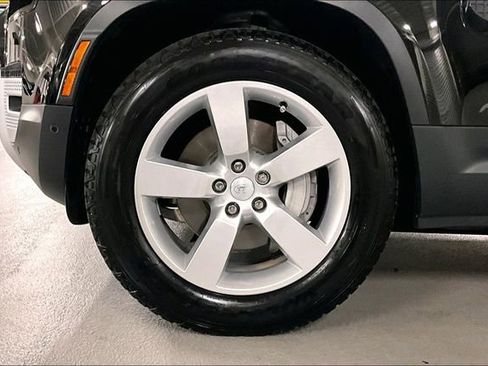Certified 2025 Land Rover Defender 130 S AWD/4WD image 8
