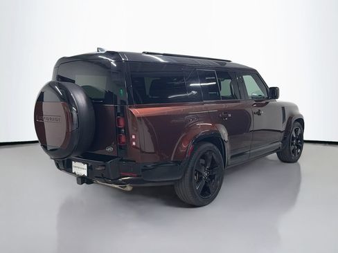 Used 2023 Land Rover Defender 130 X-Dynamic SE AWD/4WD image 9