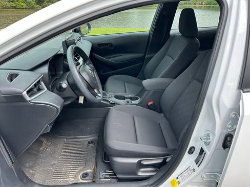 Used 2024 Toyota Corolla LE image 14