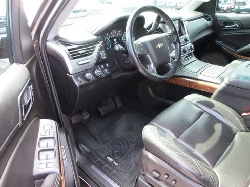 Certified 2017 Chevrolet Suburban Premier AWD/4WD image 14