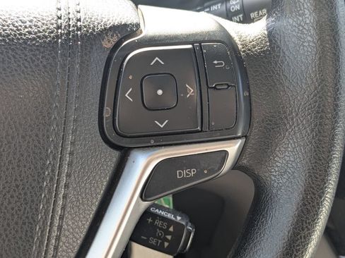 Used 2017 Toyota Sienna LE FWD image 11