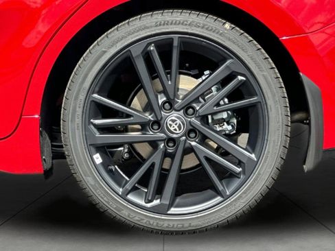 New 2026 Toyota Camry Hybrid image 29