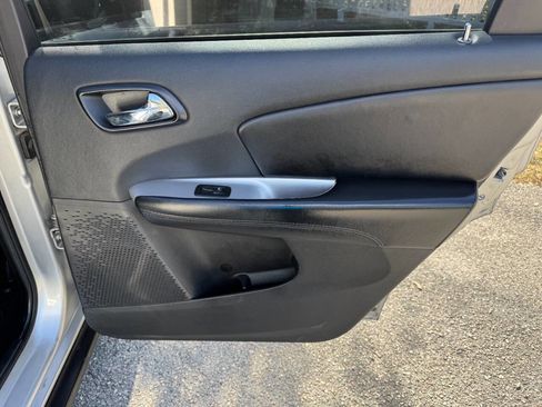 Used 2013 Dodge Journey SXT w/ Flexible Seating Group image 45