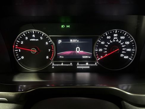 Used 2023 Kia Sorento LX image 12
