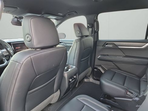 New 2026 GMC Acadia Elevation w/ Black Edition FWD image 22