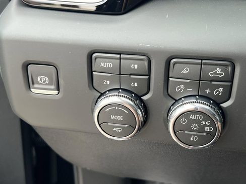 New 2026 GMC Sierra 3500 Denali image 22