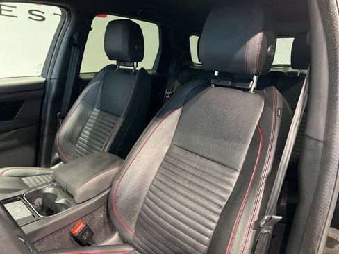Used 2023 Land Rover Discovery Sport S R-Dynamic image 20