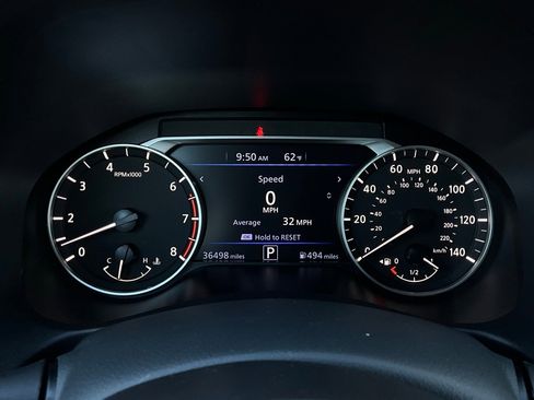 Used 2025 Nissan Altima 2.5 SV image 36