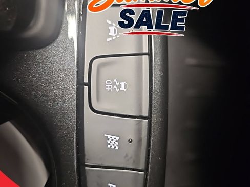 Used 2025 Chevrolet TrailBlazer LT AWD/4WD image 24
