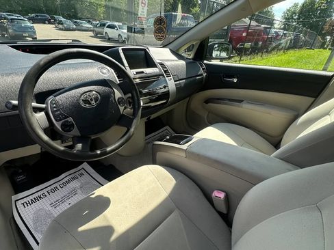 Used 2009 Toyota Prius w/ Pkg 2 FWD image 22