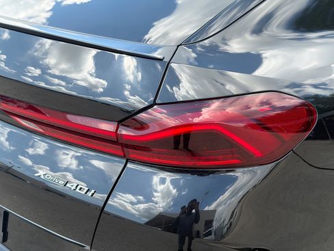 Used 2022 BMW X6 xDrive40i w/ Premium Package image 28