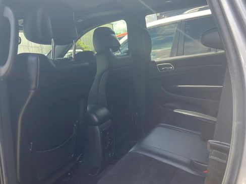 Used 2018 Jeep Grand Cherokee Altitude RWD image 14