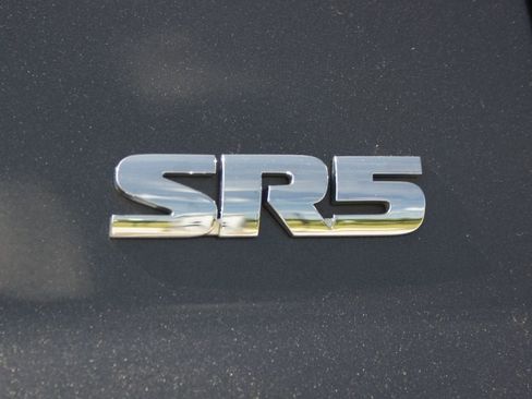 Used 2019 Toyota Tundra SR5 w/ TRD Off Road Package AWD/4WD image 18