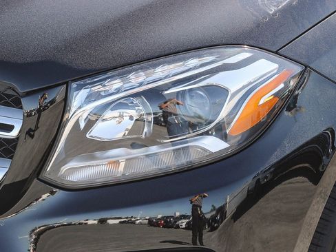 Used 2018 Mercedes-Benz GLS 450 4MATIC image 5