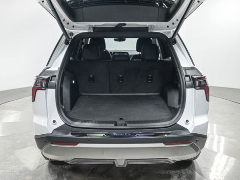 Used 2025 Chevrolet Equinox LT w/ Convenience Package II AWD/4WD image 6