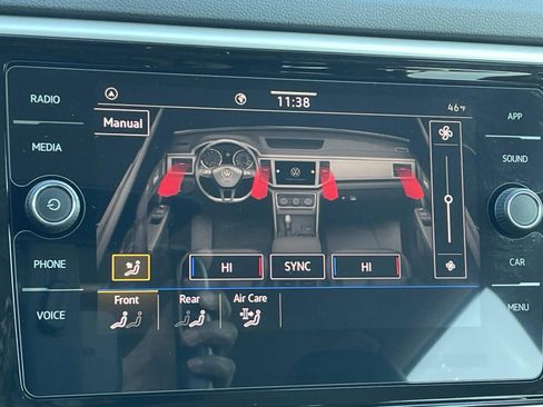 Used 2023 Volkswagen Atlas SE image 29