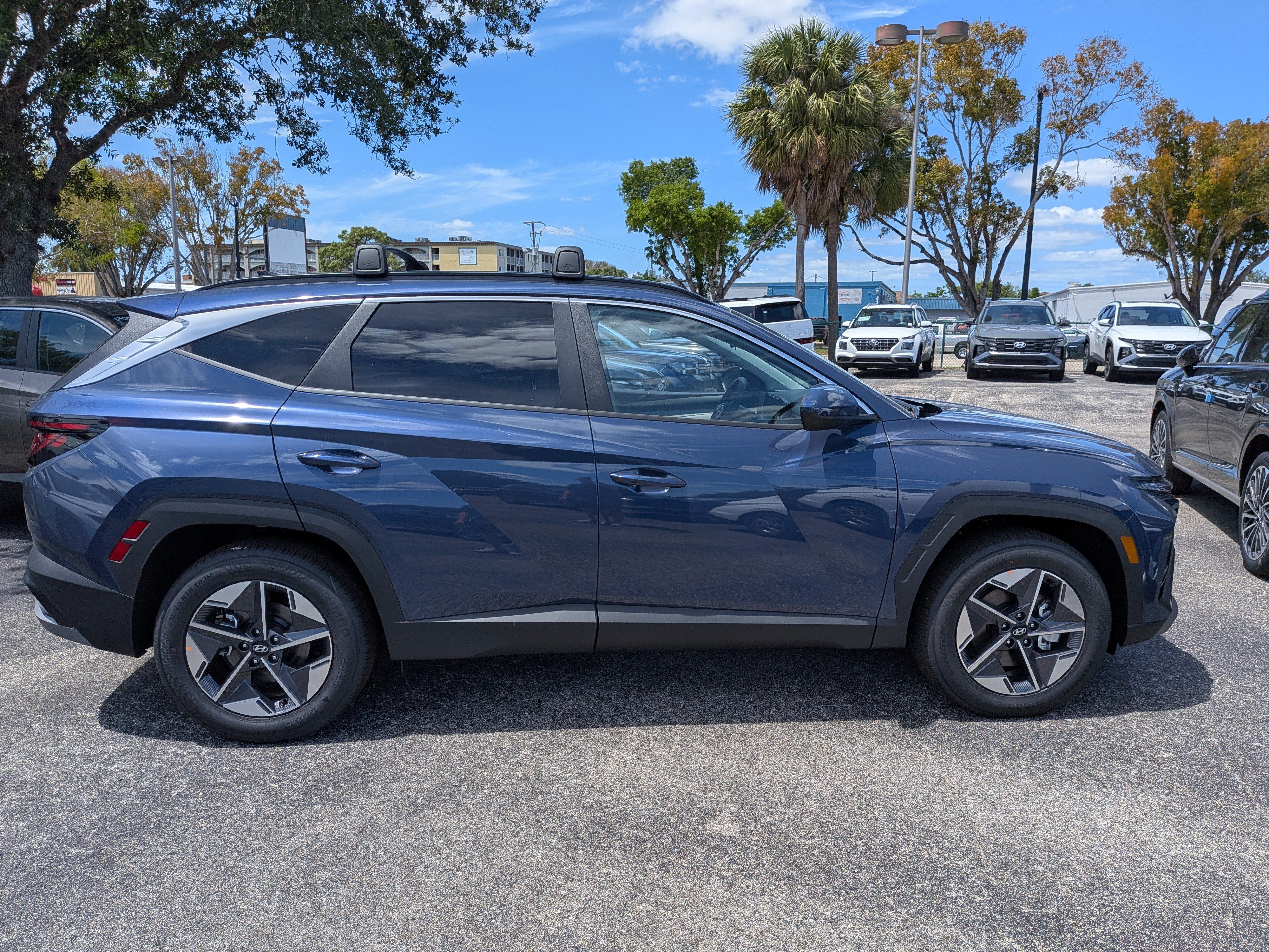 New 2026 Hyundai Tucson SEL Plus w/ Tow & Go Package FWD image 3