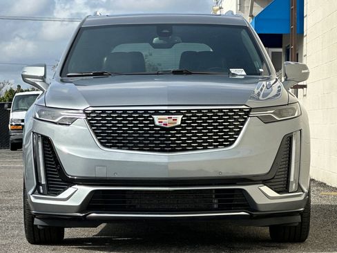 Certified 2024 Cadillac XT6 Premium Luxury image 9