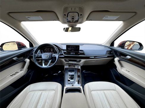 Used 2018 Audi Q5 2.0T Premium Plus w/ Premium Plus Package image 29