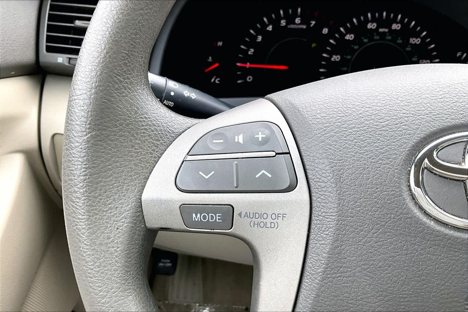 Used 2009 Toyota Camry LE FWD image 22