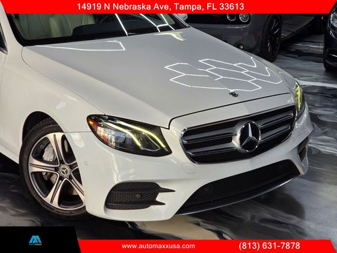 Used 2018 Mercedes-Benz E 400 4MATIC Wagon w/ Premium 1 Package image 3