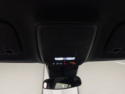 Used 2025 GMC Acadia Elevation image 65