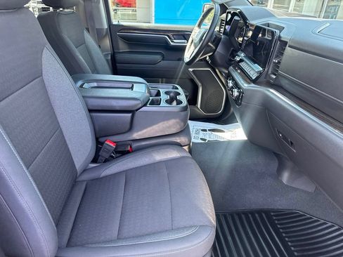Used 2024 GMC Sierra 1500 Elevation AWD/4WD image 12